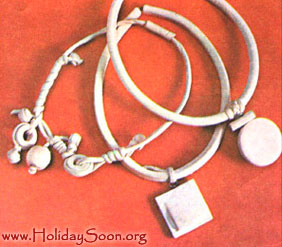 Украшения - колье и броши - из кожи - www.HolidaySoon.org