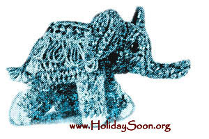 Вязаная мягкая игрушка Слоненок www.HolidaySoon.org